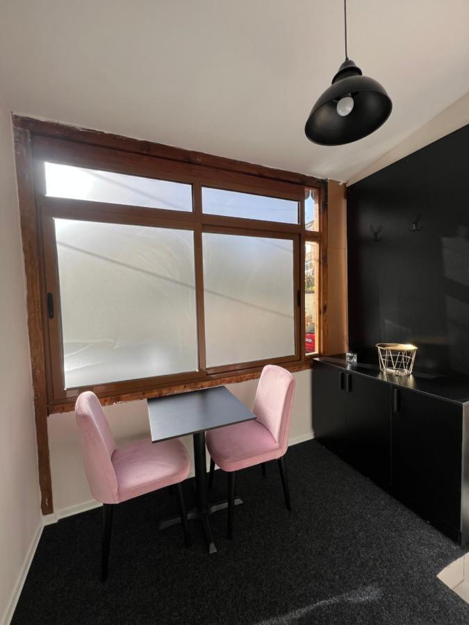 Hq Apartment In Center Tiranë Eksteriør bilde